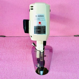 MÁY CẮT VẢI CẦM TAY RC-100 (độ cắt cao 3cm)