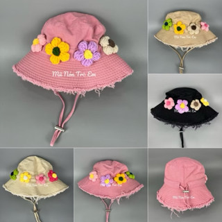 Mũ nón Bucket Tua Rua hoa thêu cho mẹ và bé Vành rộng gắn charm hoa len chống nắng , Chất Liệu Kaki Phong Cách Hàn Quốc