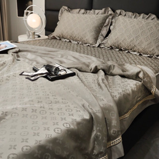 Chăn ga gối lụa LV bọc vân chìm viền bèo