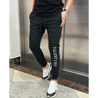  Quần Nỉ Valentin0 Đính Đá Sườn Quần  Chữ In Ống Logo Sau Mông Form Dáng Siêu Nét Chất Nỉ Chân Cua. 