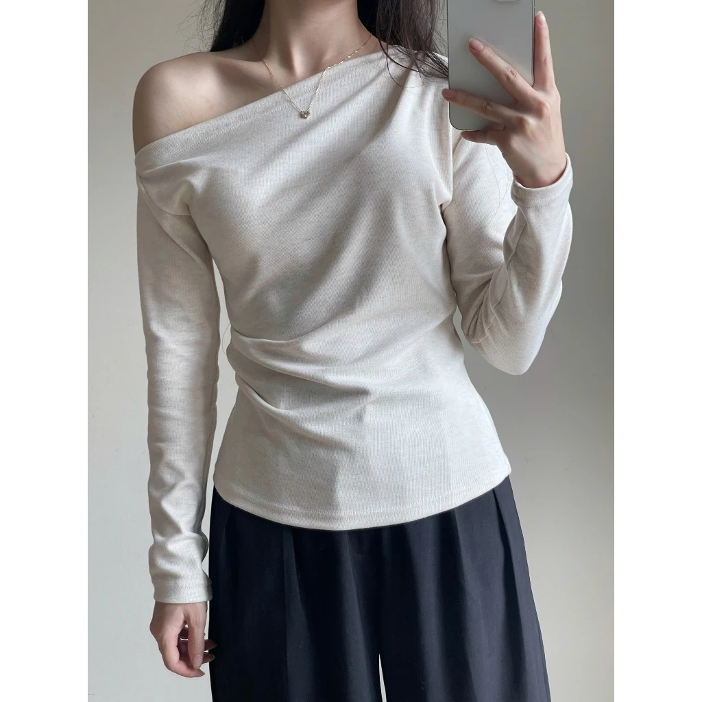 Áo thun lệch vai dài tay nhún eo chất tăm dày Bun222 | BigBuy360 - bigbuy360.vn