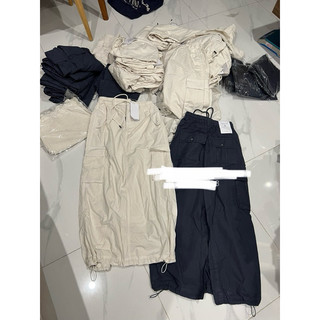 [SALE] chân váy Bershka Authentic