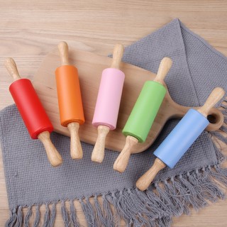 Cán bột Silicone trục xoay