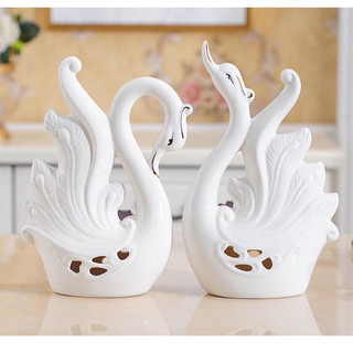 Cặp thiên nga gốm sứ trắng trí phong thủy