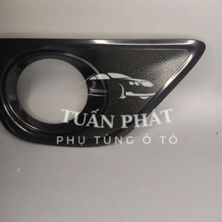 Ốp Đèn Gầm Innova 2012-2013