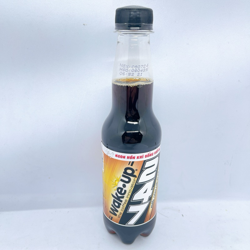 Chai Nước tăng lực Wake up 247 cà phê 330 ml