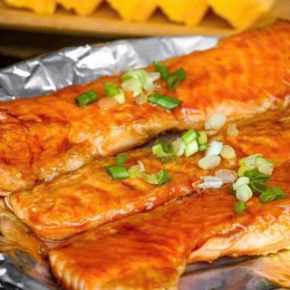 LƯỜN CÁ HỒI NA-UY vip. 1kg (giao hỏa tốc)