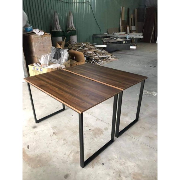 bàn 60x1m2(sắt 40x40 - hàng khách đặt)