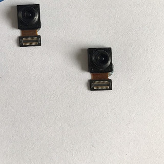 Camera trước Huawei Mate 20