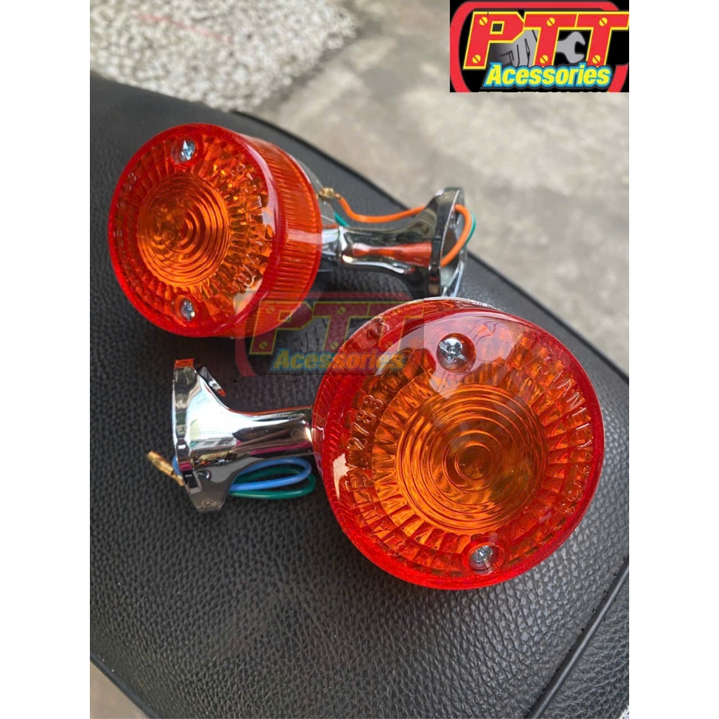 CẶP XI NHAN SAU XE CUB 86 ( HÀNG ĐẸP ) - ĐẾ NHỰA XI BÓNG