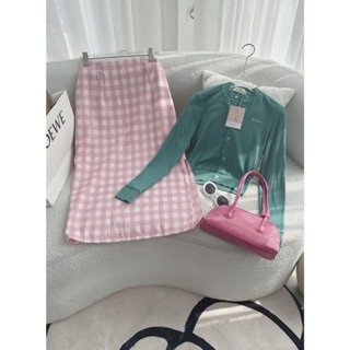 SET ÁO CARDIGAN XANH NGỌC THỂU CHỮ FORM LỬNG + CHÂN VÁY CARO HỒNG SUÔNG MIDI (TH)