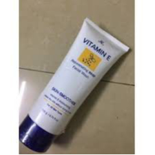 1 sữa rữa mặt vitamin e Thailan