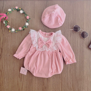 (Kèm mũ nồi) Body chip thu đông cho bé gái từ sơ sinh (3-11kg) chất len nhung màu hồng viền ren trắng