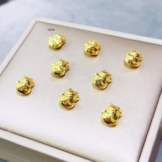 Charm mèo vàng may mắn