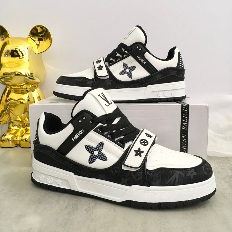 Giày Sneaker Luôn Vui Tươi Đen QCCC ( Tặng Kèm Bình Vệ Sinh Giày Dép ) FULL BOX Phụ Kiện , Giấy Gói Shoes  Đế Bằng