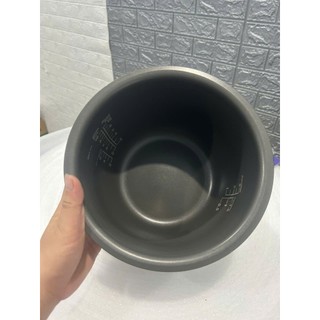 LÒNG NỒI CƠM ĐIỆN TỬ TOSHIBA 18NMF 1,8L hàng mới 99% Zin Chính Hãng