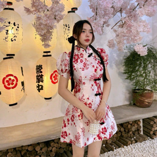 M801 - Đầm gấm hoa sườn xám nút tàu đen cổ V Nữ