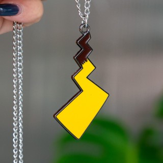 Móc khóa, dây chuyền thời trang, Pikapi cao cấp: chất liêu kim loại, mực in sắc nét, độ bền cao