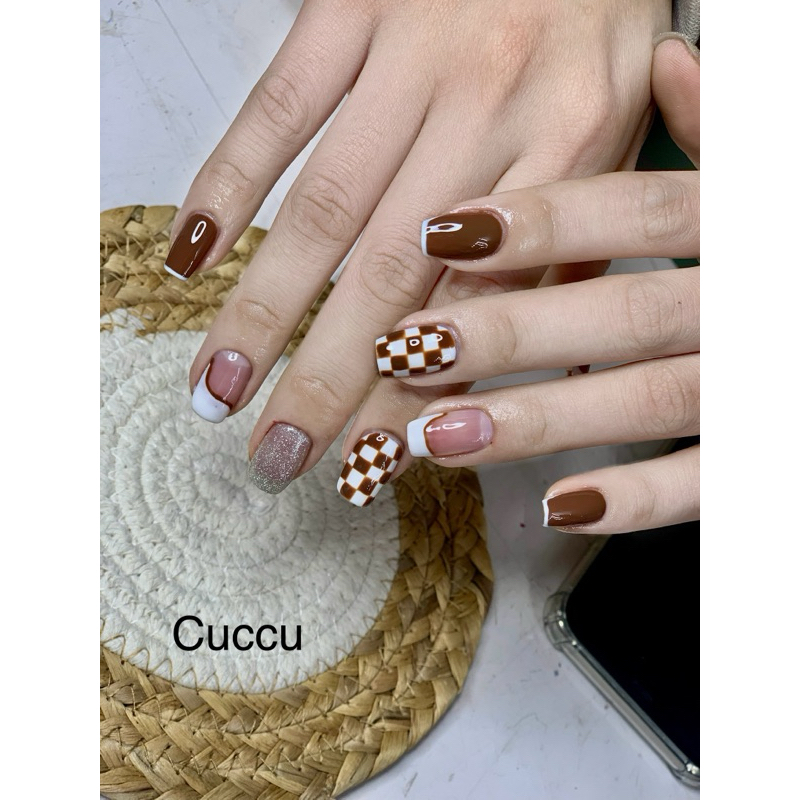 [ Mã 14] Nail Box Thiết kế màu nâu kẻ caro - Nail Box cute
