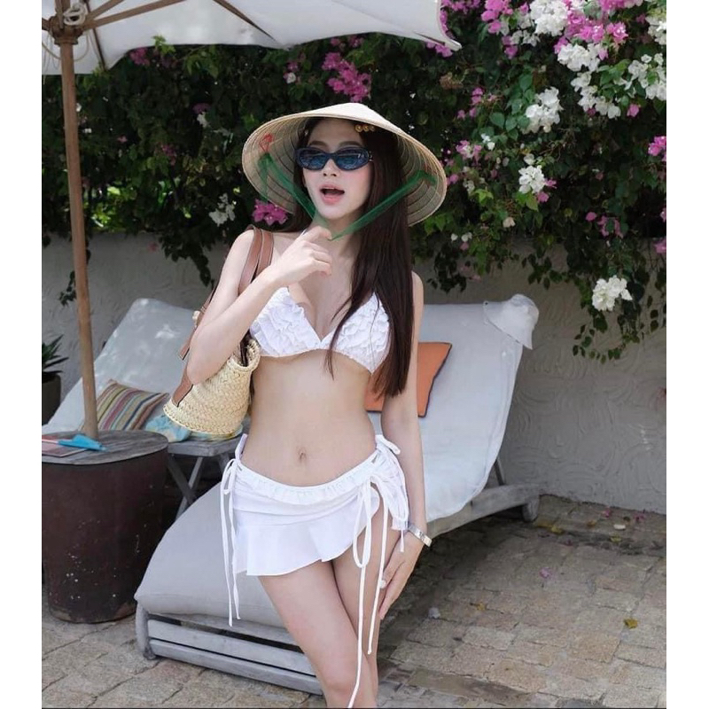 Sẵn hàng- Bikini 3 món thiết kế ren đi biển | BigBuy360 - bigbuy360.vn