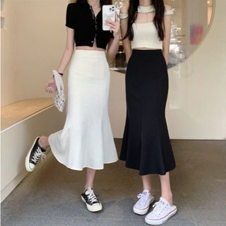 Chân Váy Đuôi Cá 2 Màu Đen Trắng Dáng Dài Chất Vải Umi Hàn Cao Cấp - TOTOSA