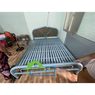 Giường sắt cao cấp 1m6 x 2m