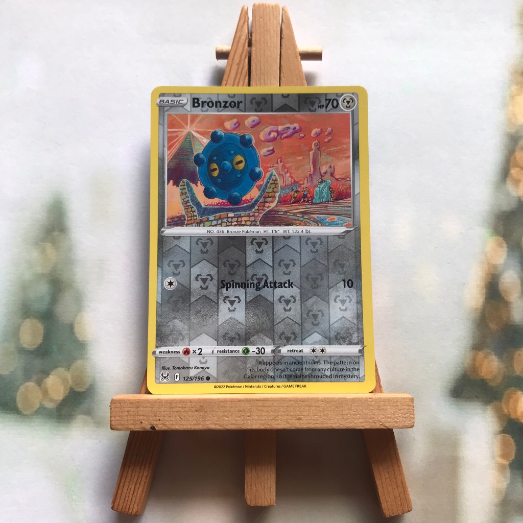 Thẻ hình Pokemon Bronzor 125/196 - Lá bài Sword & Shield: Lost Origin Common Reverse Holo tiếng Anh