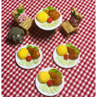 Mô hình đĩa cơm đùi gà xối mỡ