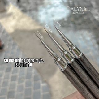 Cọ kẻ nét Cán gỗ Cao cấp không đọng mực