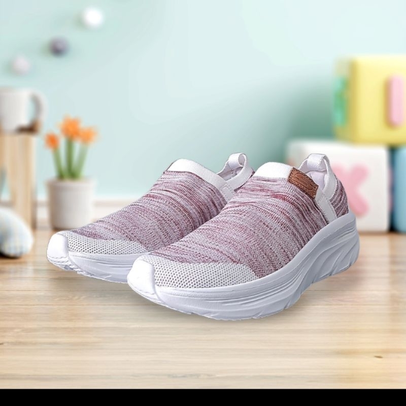 Giày Slip On skechers nối chuyền