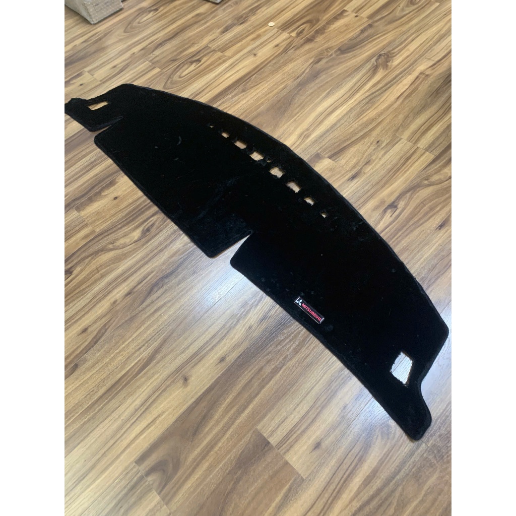 Mitsubishi Xforce - Thảm taplo ô tô Mitsubishi Xforce , chất liệu Tuyết nhung, Thảm mềm, mượt, đẹp, 