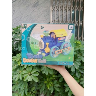 Xe đẩy tàu lửa thổi bong bóng, bé vui chơi