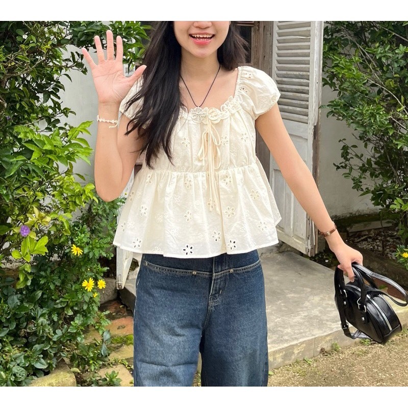 Áo Babydoll Thêu Hoa Cổ Ren Thắt Nơ Dáng Croptop, Labibi