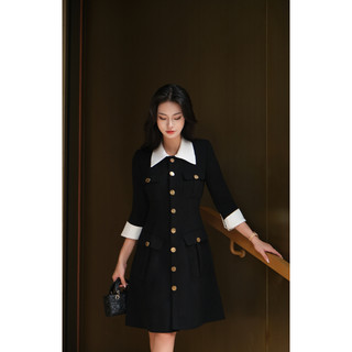 (Fall - Winter 2024) Váy Neini đen trắng phối cúc đồng tay lỡ