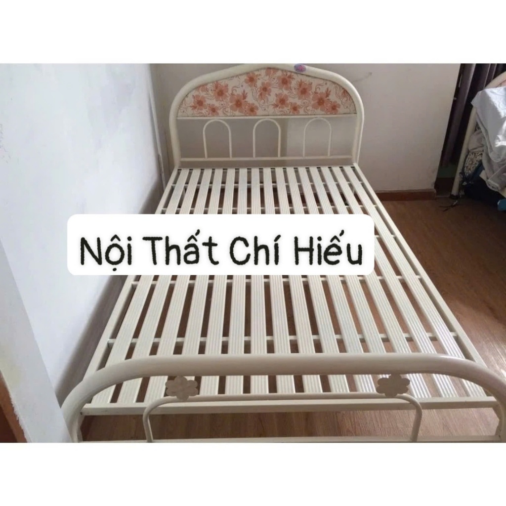 Giường sắt mẫu tròn kích thước 1mx2m