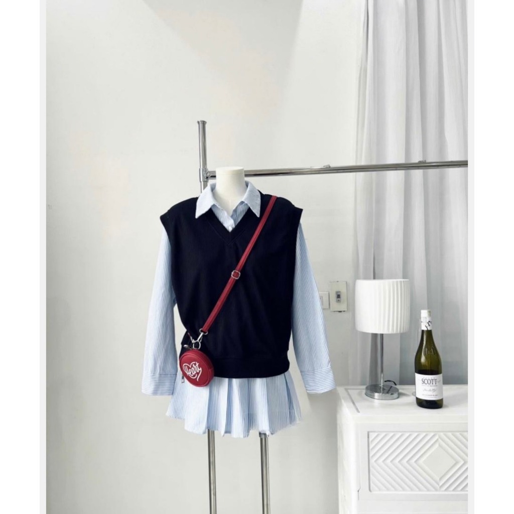 Set Váy Sơ Mi Kẻ Xanh Dài Tay Mix Áo Gile Len Tăm Xanh Than (Ảnh Thật Trải Sàn) Lollaye | BigBuy360 - bigbuy360.vn