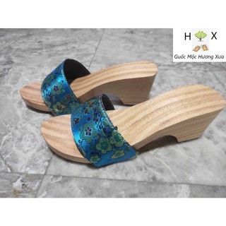 Guốc Gỗ Guốc Mộc Cao 7 Phân Đế Trụ Quai Gấm Lụa ( đế cao su 2 lớp )