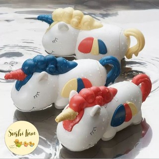 Đồ chơi phun nước cho trẻ em
