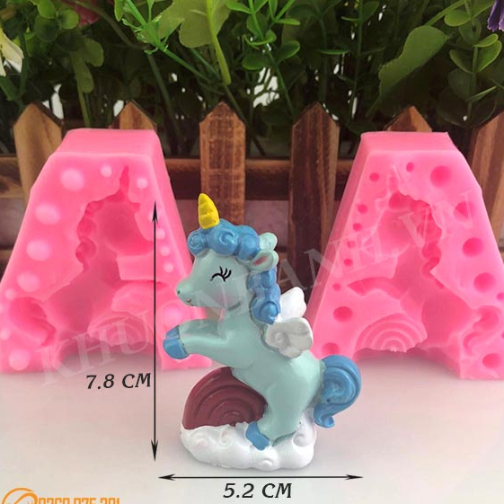 Khuôn silicon 2 mảnh 4D ngựa kì lân cưỡi mây
