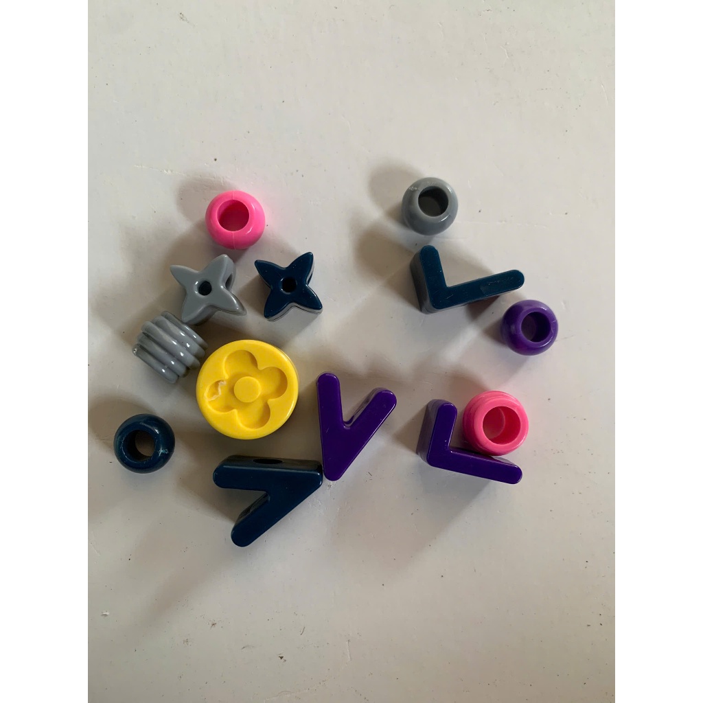 Charm Stickers Trắng kem, giày thể thao lv trắng hàng cao cấp