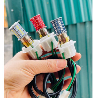 Bộ Đui Đèn Kèm Hậu Audi Chớp Nháy Cho xe XMEN điện 12V