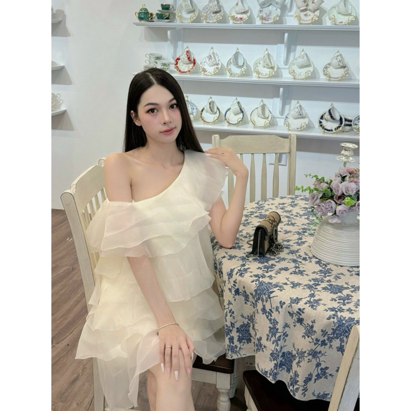 [AIMEE NEW] LILI DRESS pass