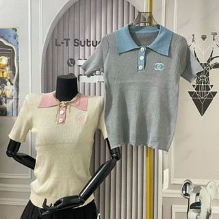 Áo len nữ cổ bẻ mongtoghi hoạ tiết x thêu pha cổ xinh tay cộc 849