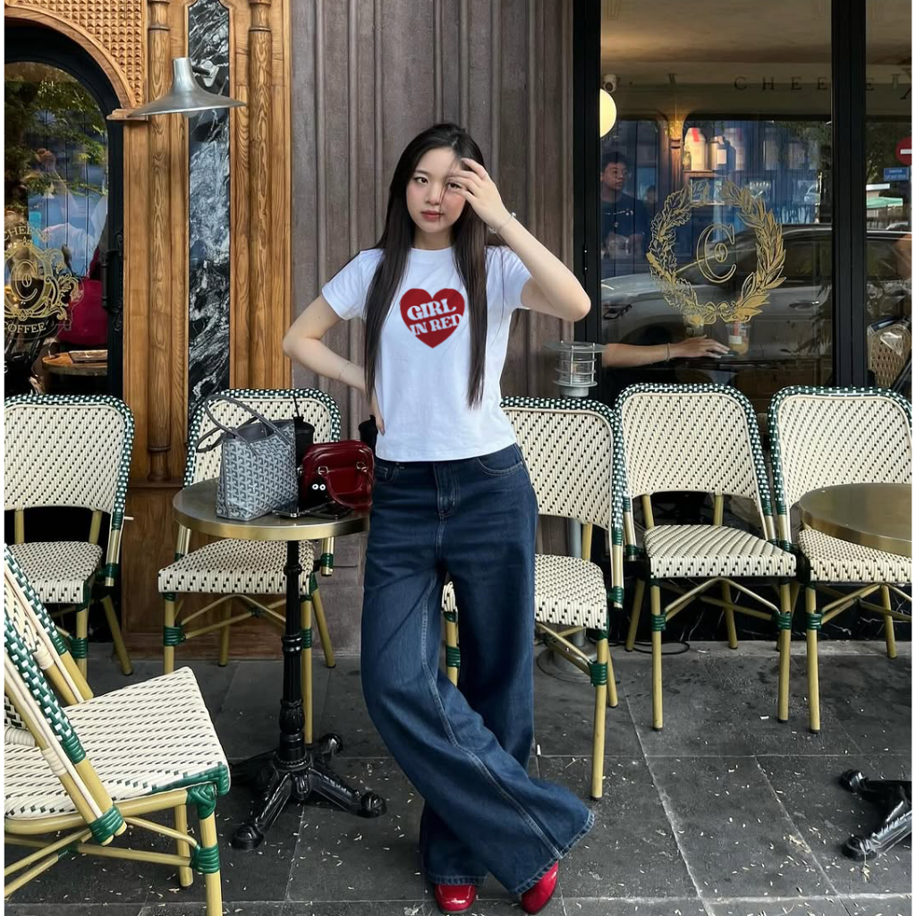 Áo Thun Babytee Mẫu Girl In Red- 100% Cotton 2C Mềm Mại, Thoáng Mát | BigBuy360 - bigbuy360.vn