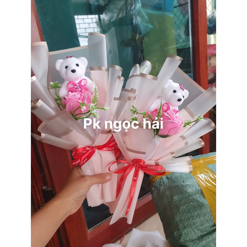 bó hoa gấu xốp, bó hoa hồng sap 1 bông kèm gấu xốp mini
