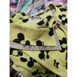 Bộ pijama dài cổ nhọn 2 lá vải lụa mango