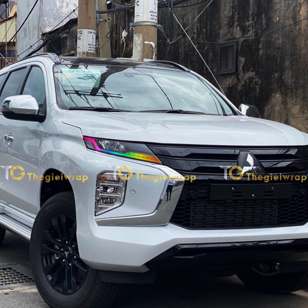 Decal Miếng dán đổi màu đèn pajero sport 2020-2024