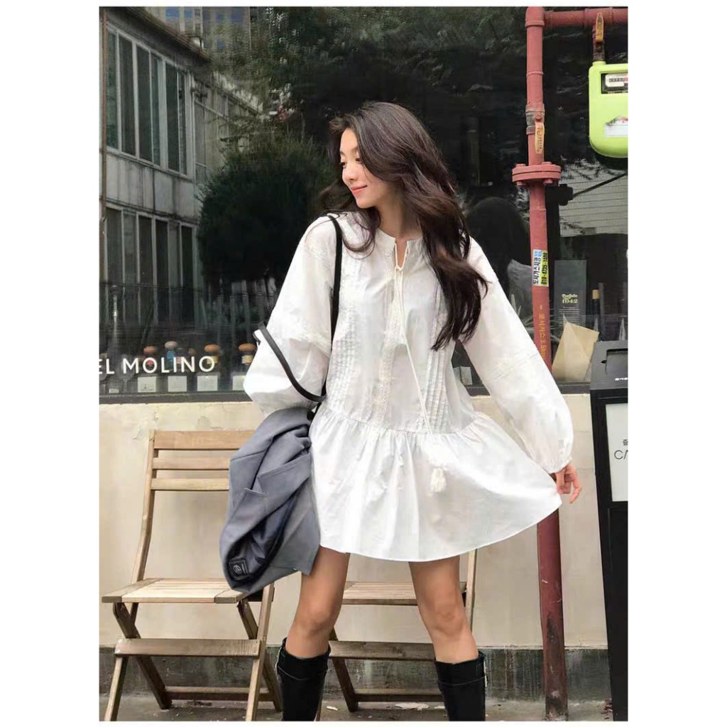 Váy Babydoll Trắng Đen Xếp Ly Cổ Tròn Tay Dài Chân Váy Phồng