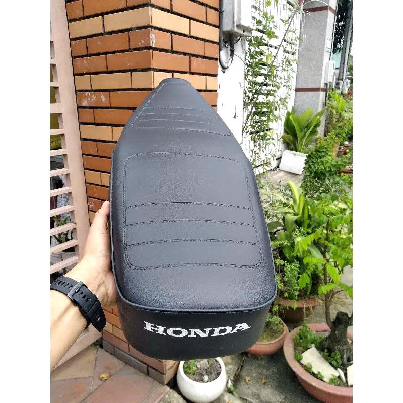 Yên xe Cub 82 DD - phụ tùng xe máy