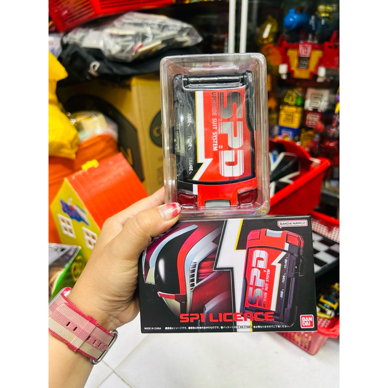 Đồ chơi siêu nhân DEKA SPD SP1 LICENSE MEMORIAL EDITION BANDAI